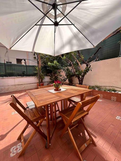 Bucaneve House Roma Extérieur photo