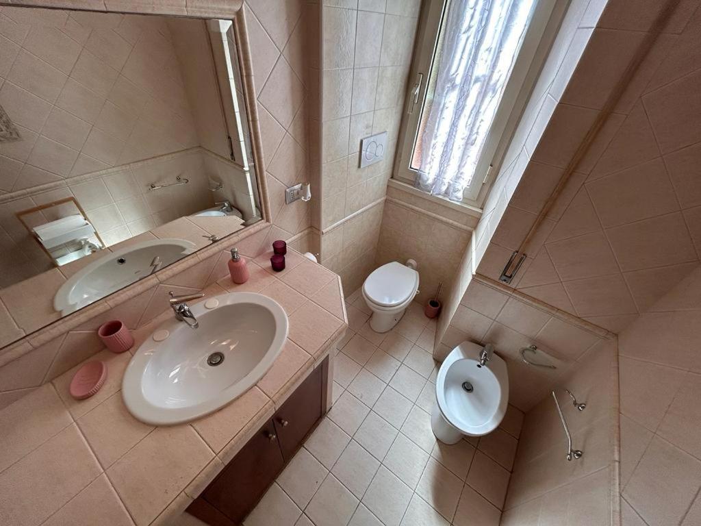 Bucaneve House Roma Extérieur photo
